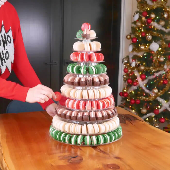 Christmas macarons