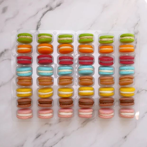 48 macarons