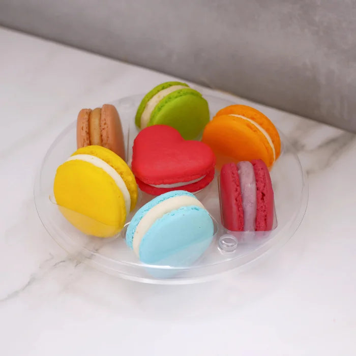 7 macarons (assortment)