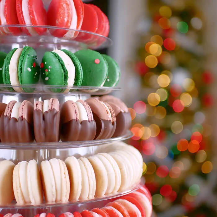 Christmas macarons