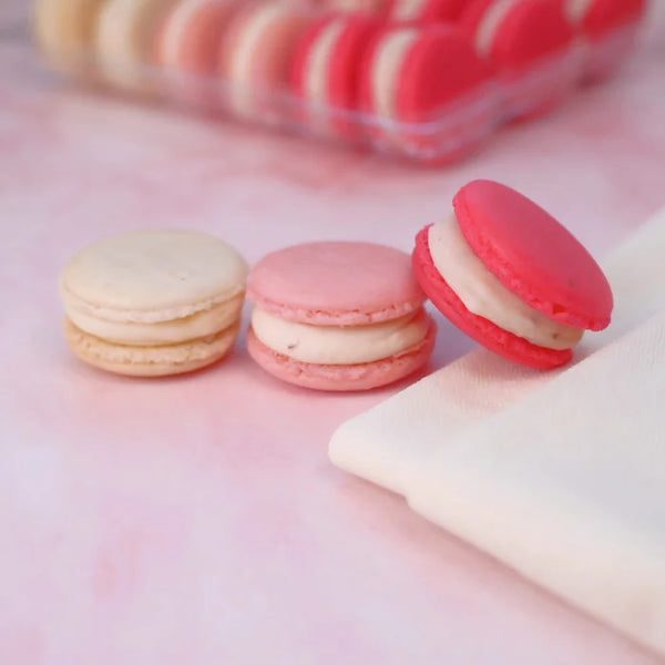 Pink macaroons | Custom Print on Macarons | Pastreez